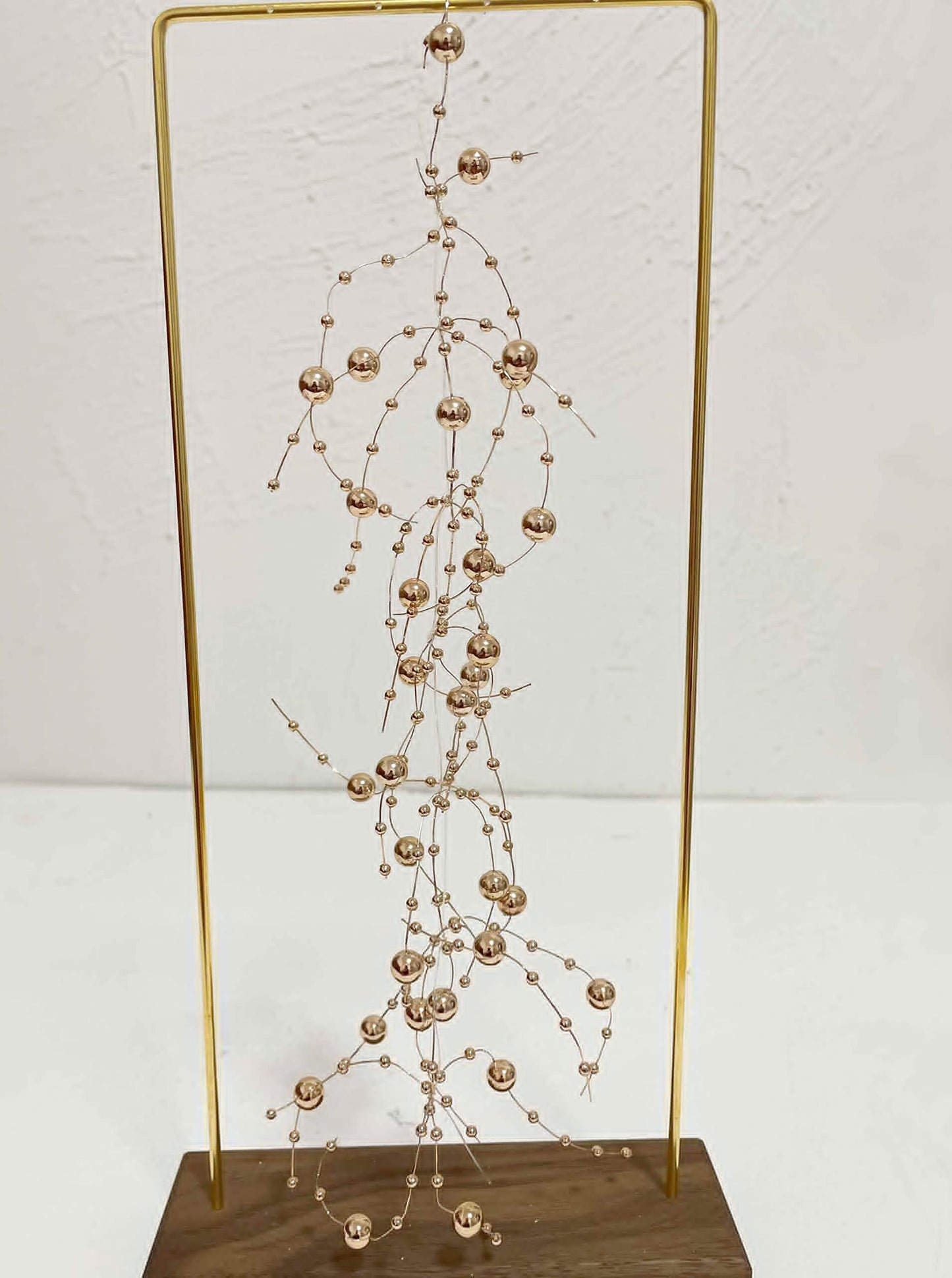 TeaSu 24Pcs Pearl String for Floating Candle Centerpieces. Floating Pearls for Wedding Centerpieces and Home Decorations - Champagne Gold