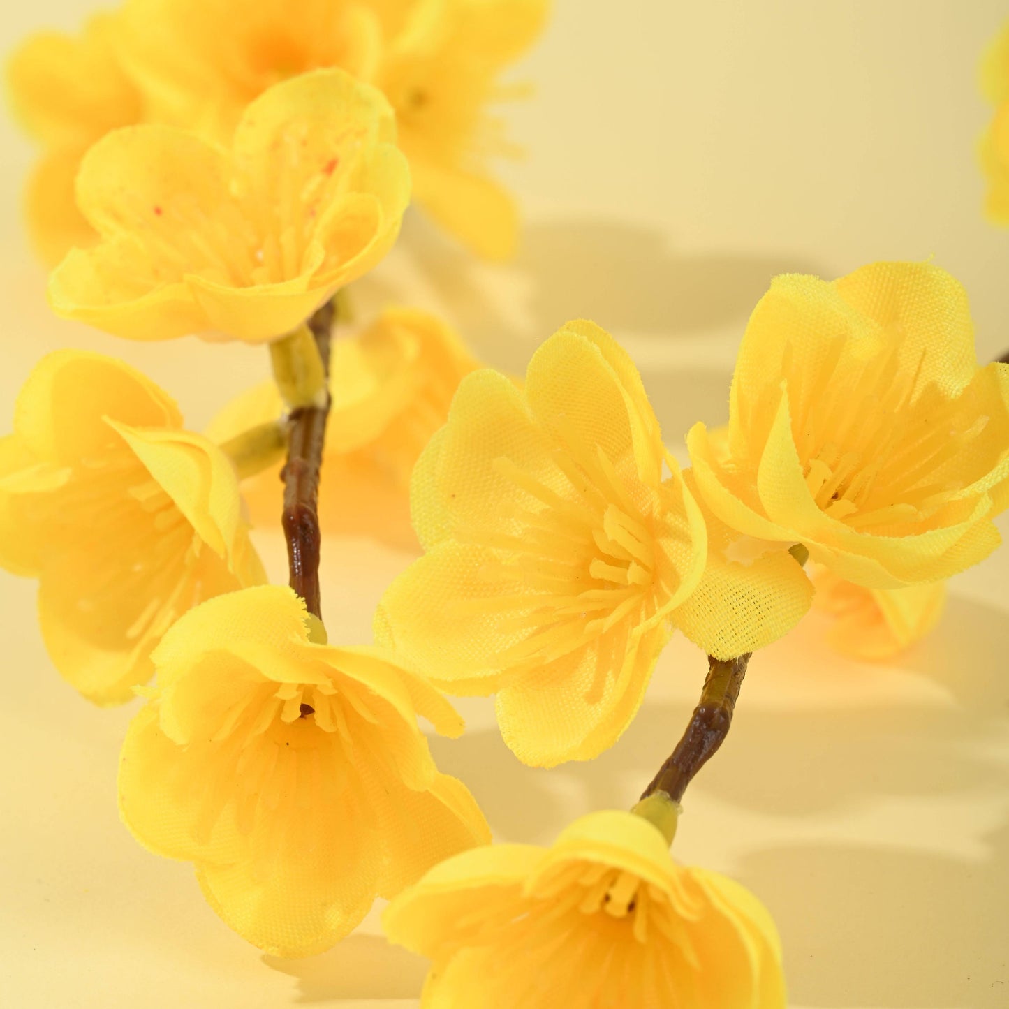 Artificial Flowers for Floating Candle Centerpieces, 12pcs Faux Floating Flowers Vase Filler for Floating Candles - Yellow